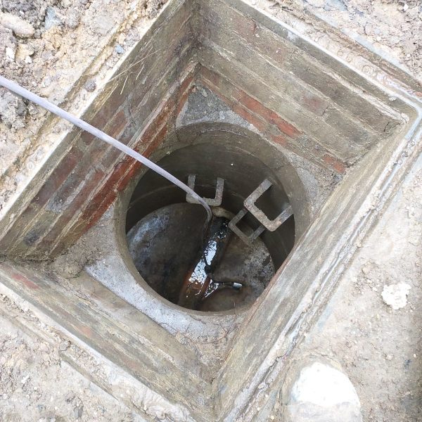 CCTV Survey down a new manhole